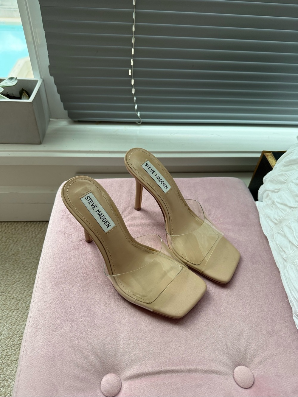 Steve Madden Women's Nude Clear Strap Stiletto Sandals size 5.5